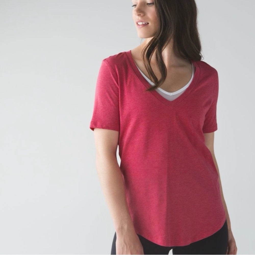 EUC Lululemon Athletica Love Tee III Heathered Boom Juice Size 8